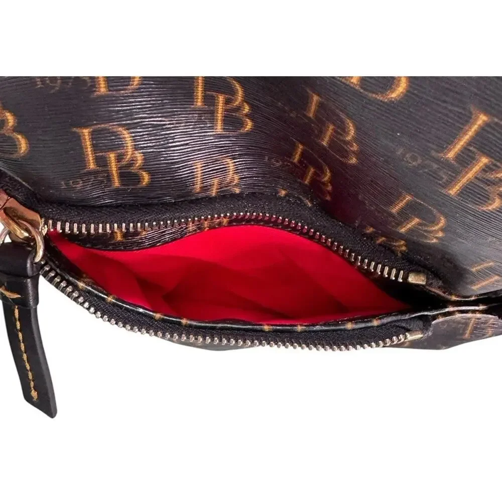 Dooney & Bourke Signature Logo 1975 Medium Zipper Pocket Sac Bag
